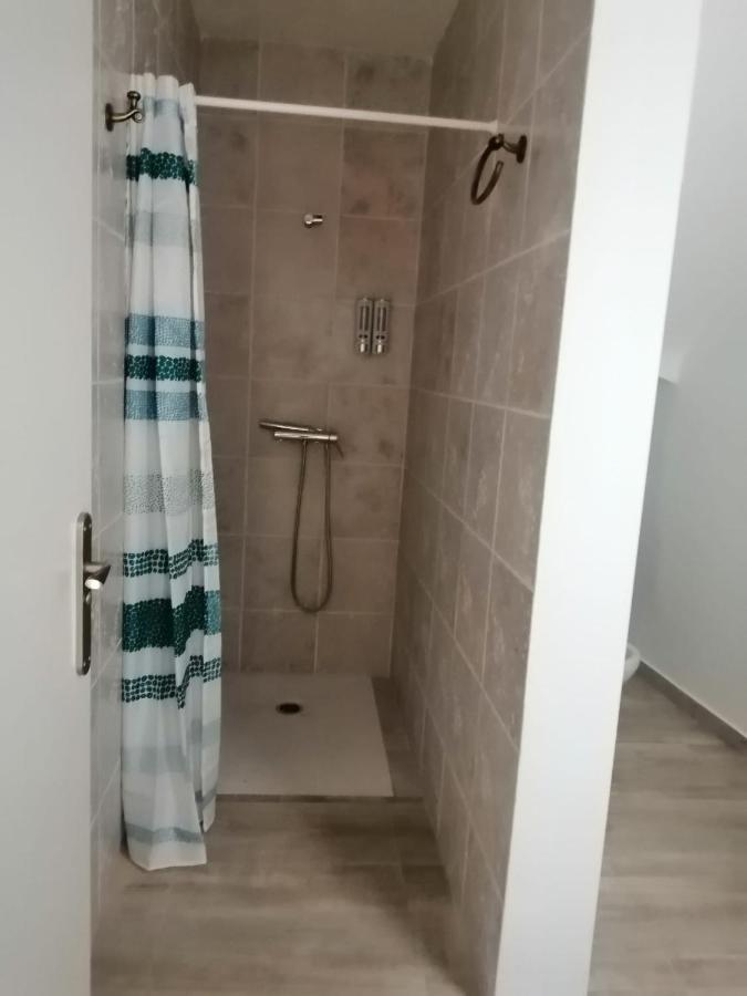 Calderon Apartment La Roda Exterior photo